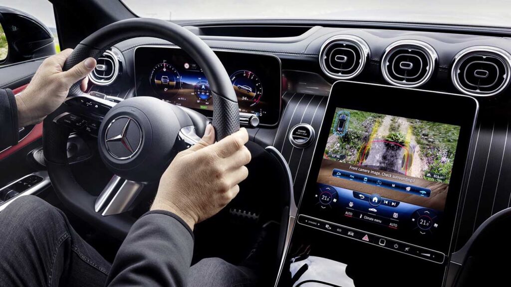 Los Autos con la Mejor Tecnología de Asistencia al Conductor en el 2025