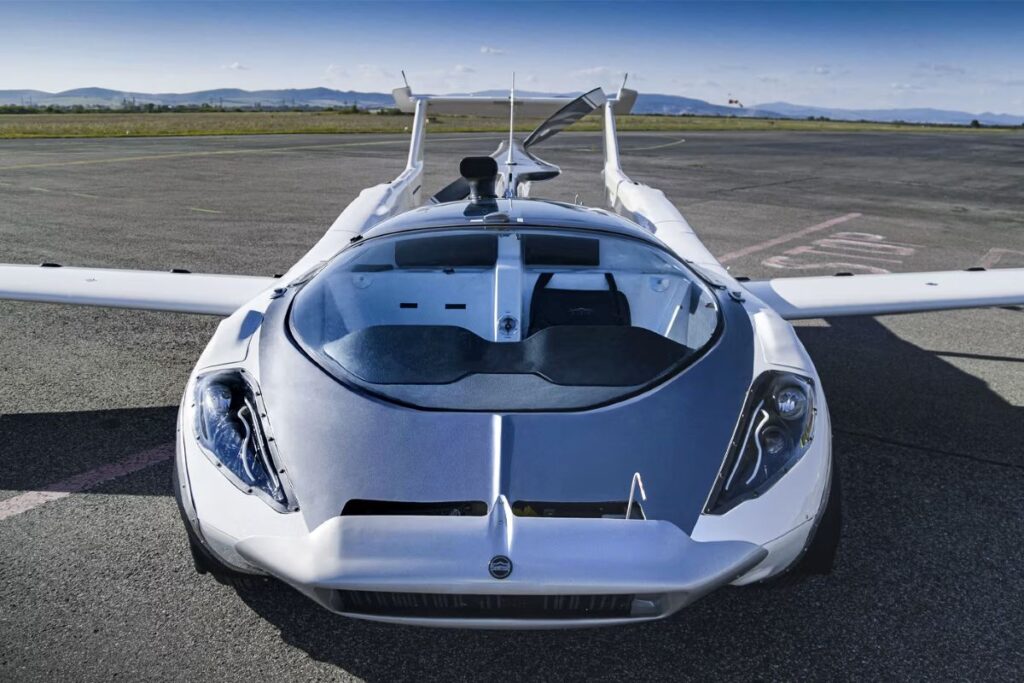 Con el nuevo AirCar de Klein Vision usted ya podrá salir “Volando”