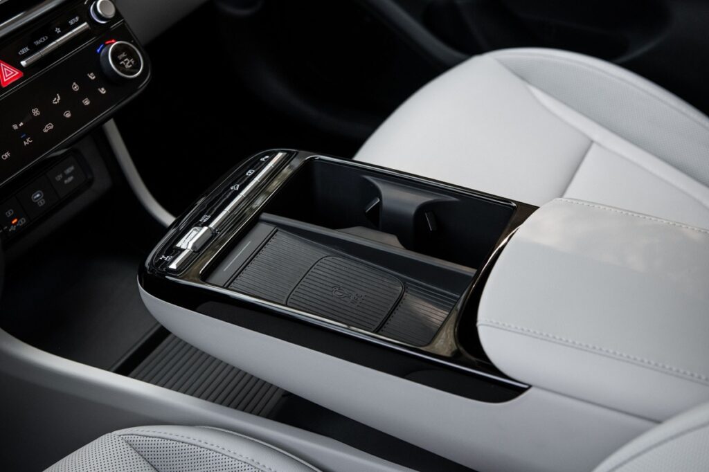 Los 5 autos del 2026 con el mejor acceso a puertos USB y cargadores en cabina »
